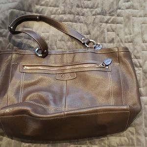 Leather tote